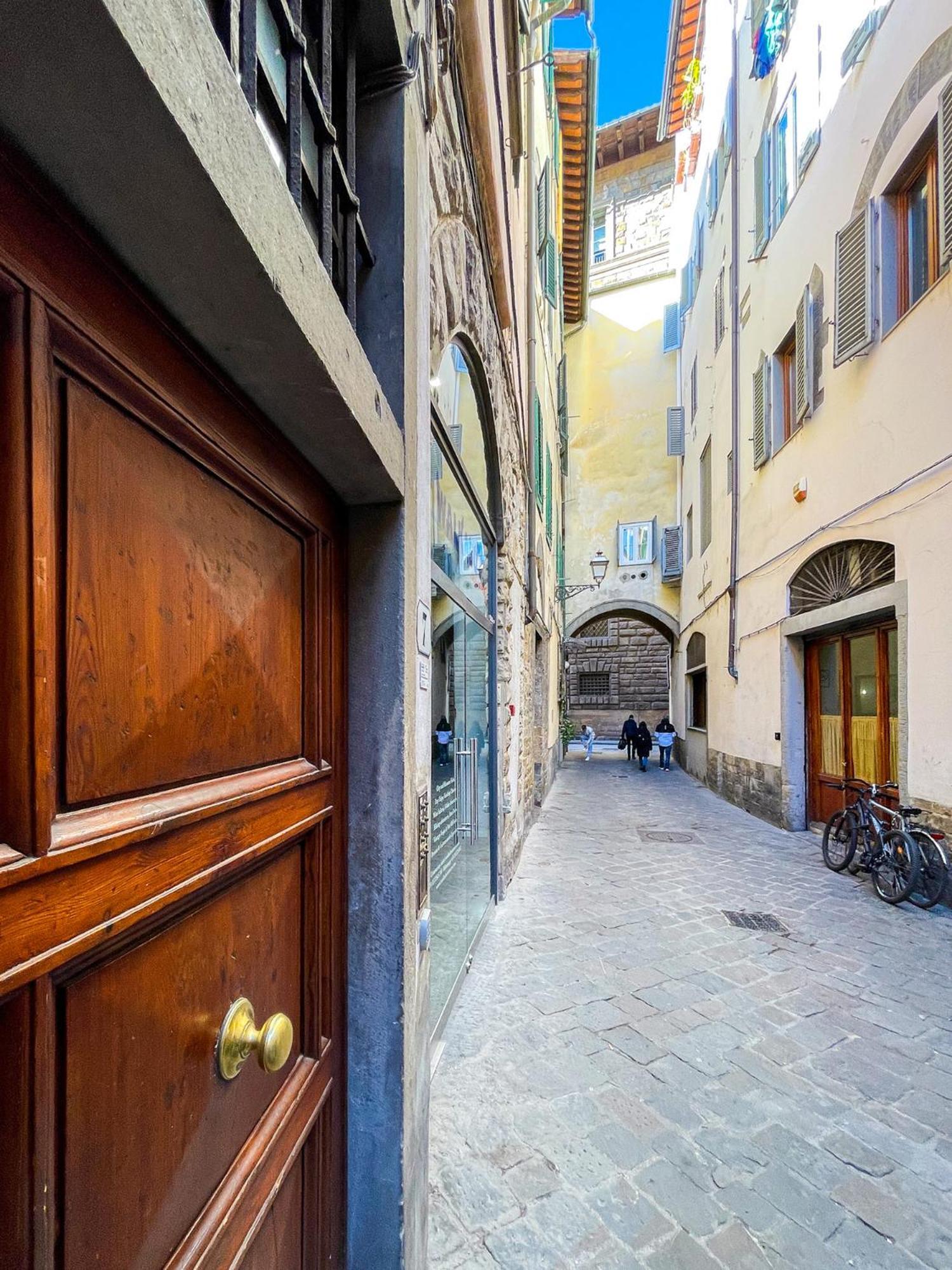 Lovely Apartment Near Piazza Della Signoria Florens Exteriör bild